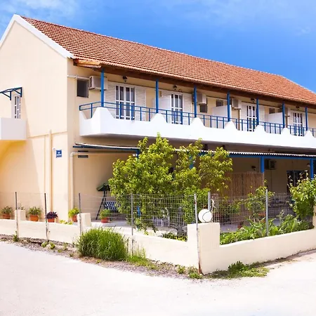 Stefi 5* Lefkimmi (Corfu)